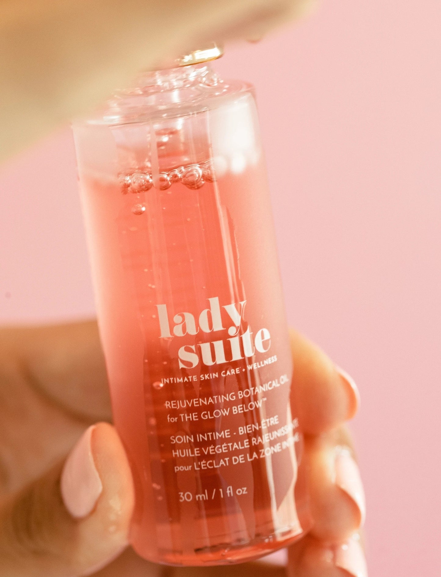 LADY SUITE Rejuvenating Botanical Oil