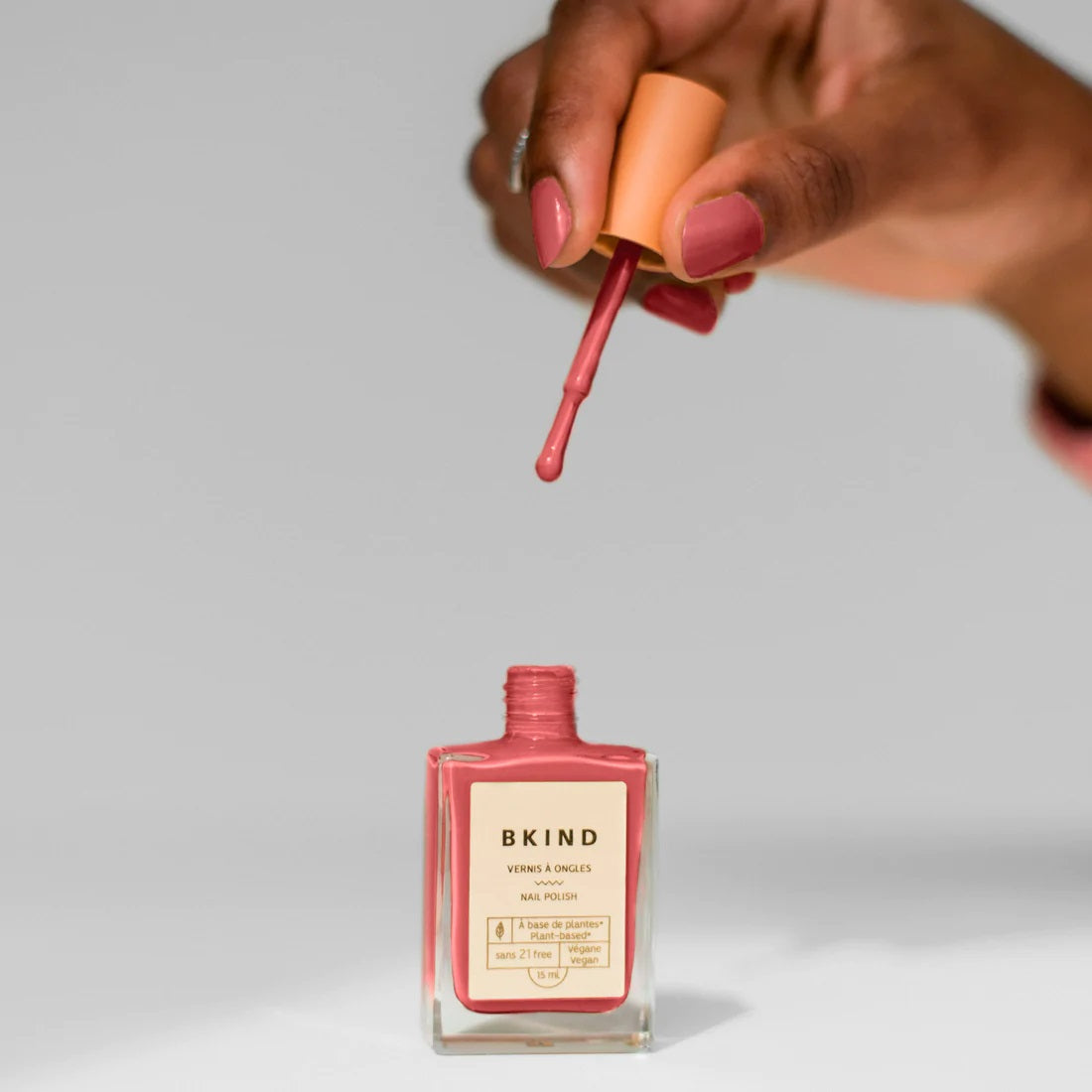 BKIND Nail Polish Sul bord