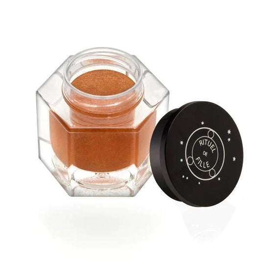 RITUEL DE FILLE Ash and Ember Eye Soot Love Spell